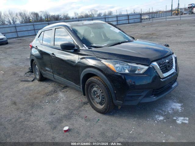  Salvage Nissan Kicks