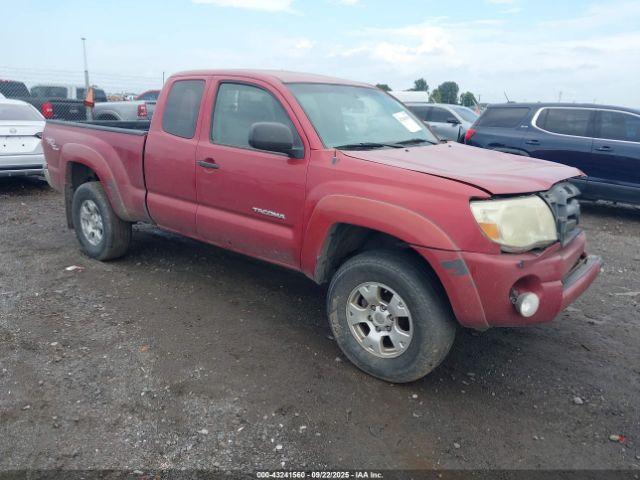  Salvage Toyota Tacoma