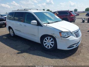  Salvage Chrysler Town & Country