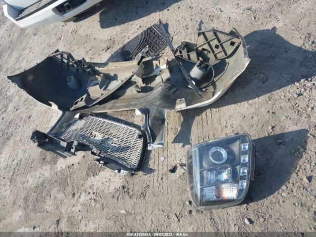 GMC Yukon Sle Image 11