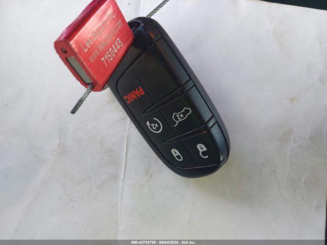 Jeep Grand Cherokee Altitude 4x4 Image 13