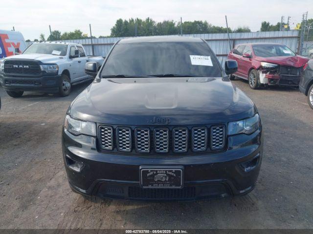 Jeep Grand Cherokee Altitude 4x4 Image 15