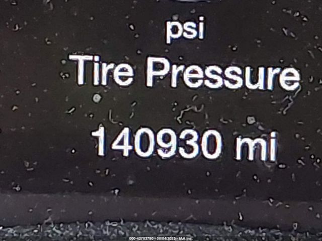 Jeep Grand Cherokee Altitude 4x4 Image 14