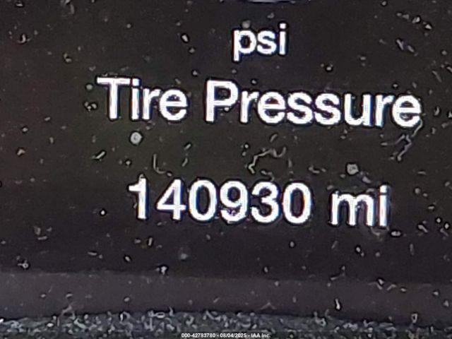 Jeep Grand Cherokee Altitude 4x4 Image 14