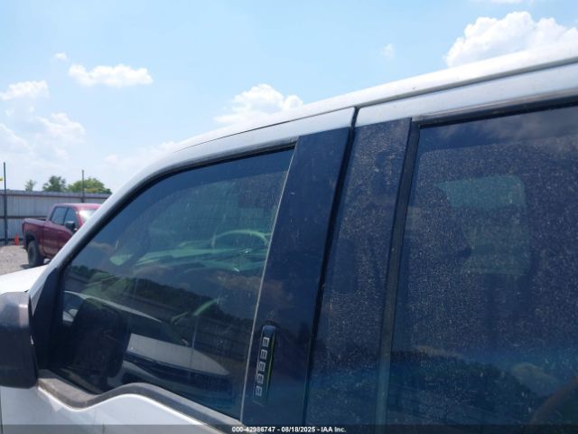 Ford F-150 Xlt Image 12