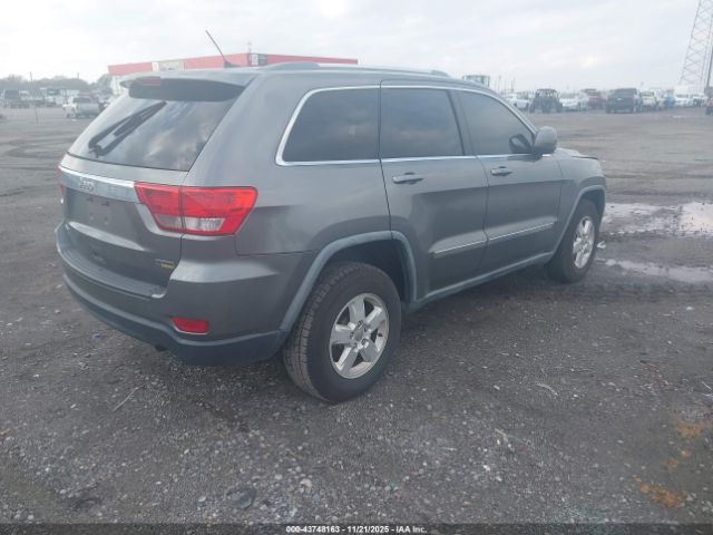 Jeep Grand Cherokee Laredo Image 10