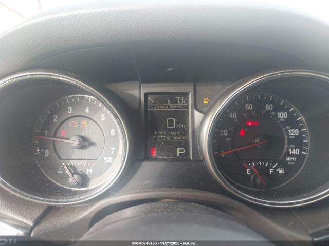 Jeep Grand Cherokee Laredo Image 9