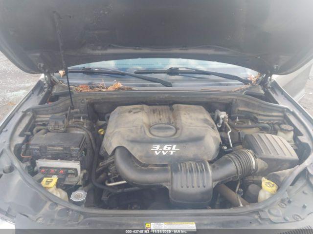 Jeep Grand Cherokee Laredo Image 11