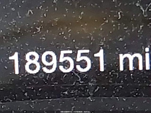 Jeep Grand Cherokee Laredo Image 12