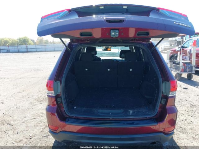 Jeep Grand Cherokee Laredo Image 18