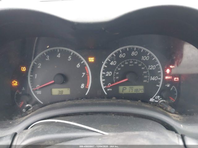 Toyota Corolla Le Image 10