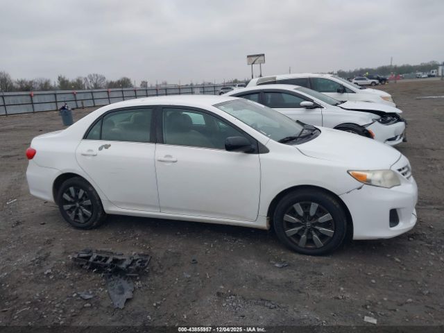 Toyota Corolla Le Image 2