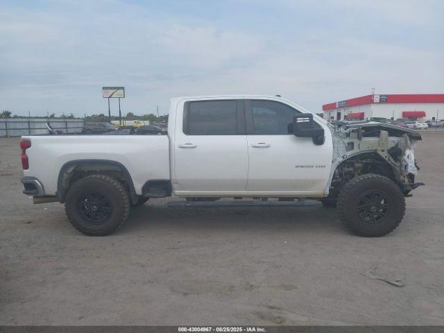 Chevrolet Silverado 2500 4wd  Standard Bed Lt Image 8