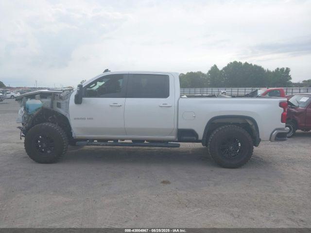 Chevrolet Silverado 2500 4wd  Standard Bed Lt Image 10