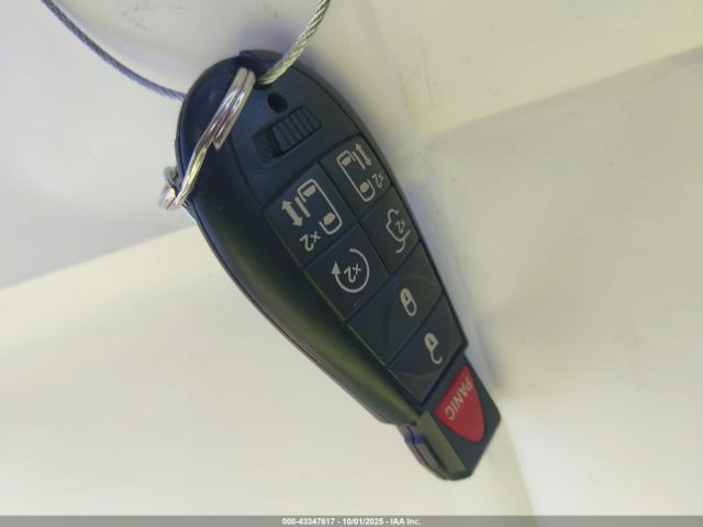 Dodge Grand Caravan Sxt 30th Anniversary Image 12