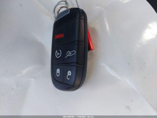 Jeep Grand Cherokee Altitude 4x2 Image 5