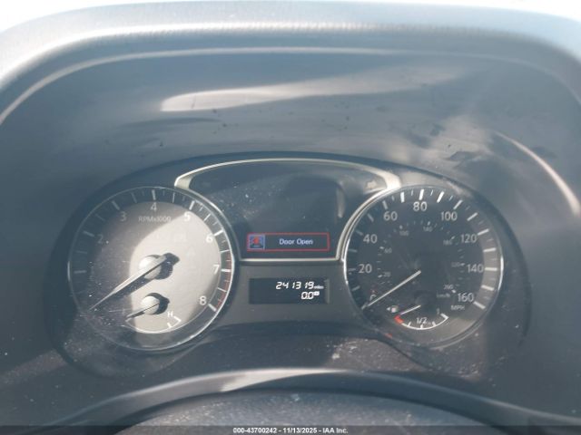 Nissan Pathfinder Sl Image 6