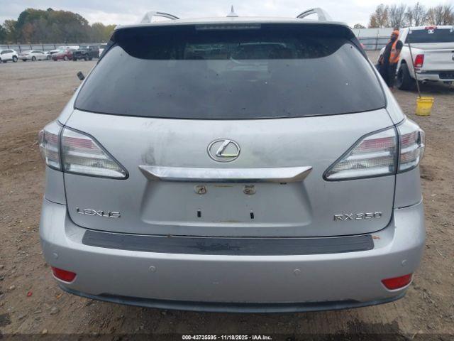 Lexus RX Image 18