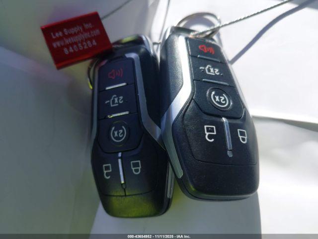 Ford F-150 Lariat Image 7