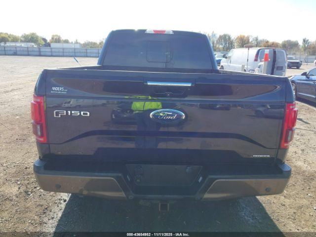 Ford F-150 Lariat Image 16