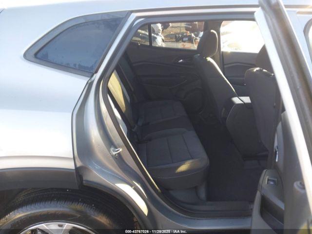 Chevrolet Trax Fwd Ls Image 2