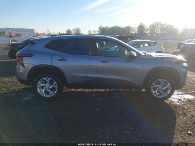 Chevrolet Trax Fwd Ls Image 10