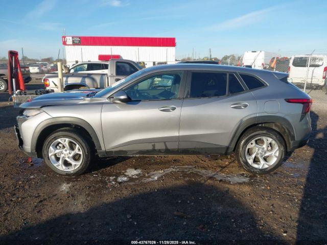 Chevrolet Trax Fwd Ls Image 11