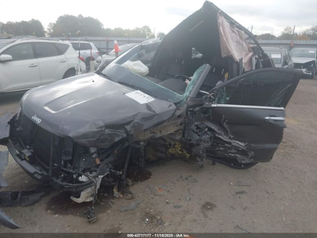 Jeep Grand Cherokee Limited Image 11