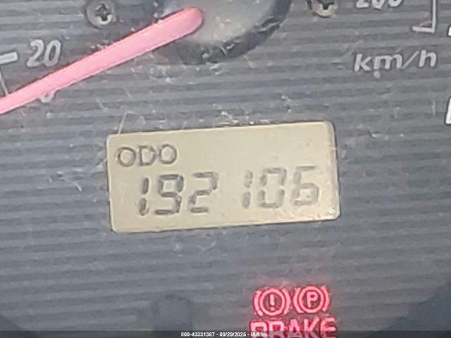 Hyundai SANTA FE Image 13