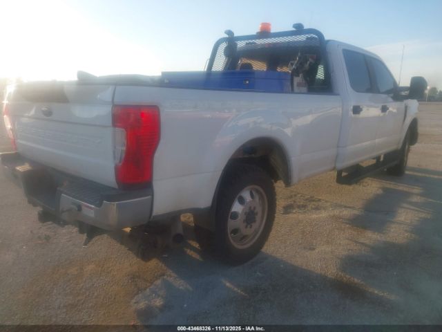 Ford F-350 Xl Image 3