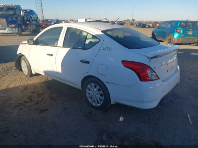 Nissan Versa 1.6 S+ Image 13
