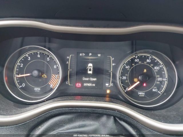 Jeep Cherokee Latitude Image 3