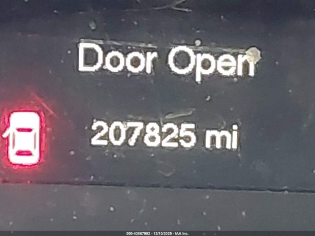 Jeep Cherokee Latitude Image 9