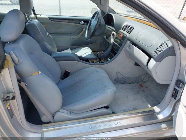 Mercedes-Benz Clk-class Image 9