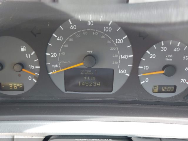 Mercedes-Benz Clk-class Image 8