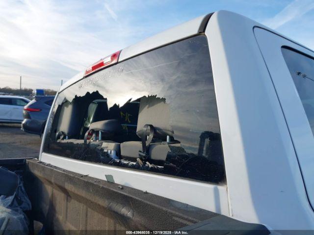 Ram 2500 Tradesman  4x4 6'4 Box Image 11