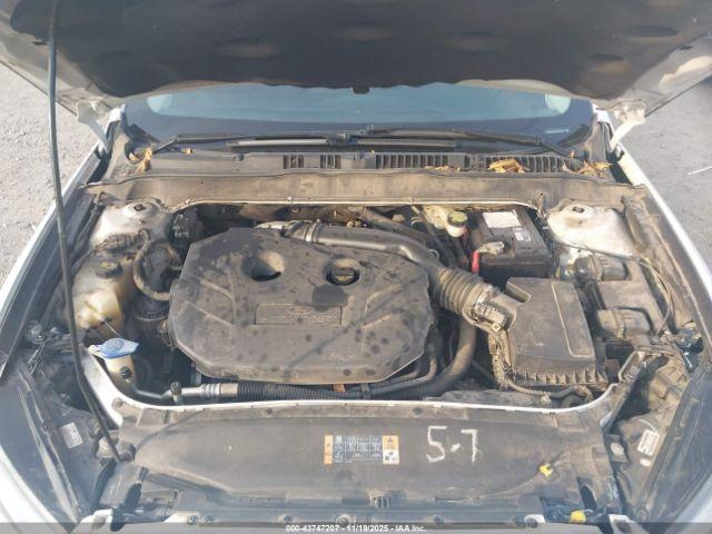 Ford Fusion Titanium Image 10