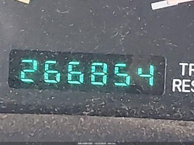 Jeep Cherokee Sport Image 3