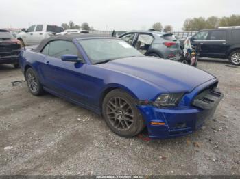  Salvage Ford Mustang