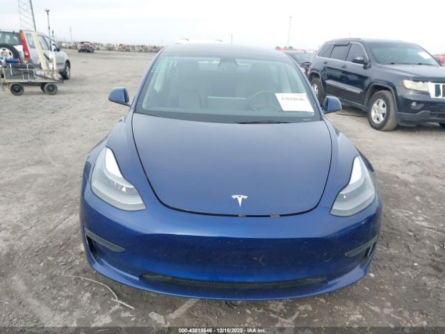Tesla Model 3 Rear-wheel Drive Image 4