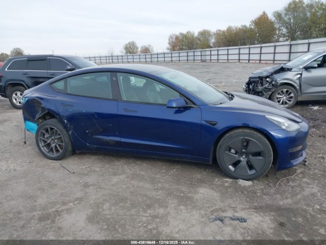 Tesla Model 3 Rear-wheel Drive Image 6