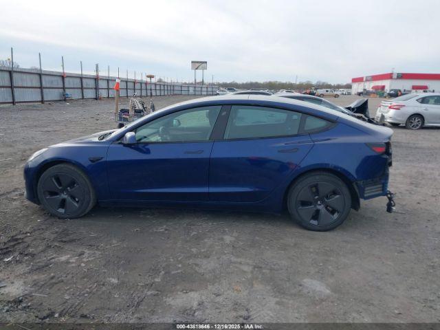 Tesla Model 3 Rear-wheel Drive Image 5