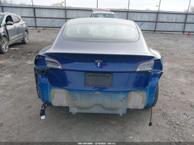 Tesla Model 3 Rear-wheel Drive Image 9