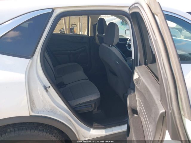 Ford Escape Se Image 5