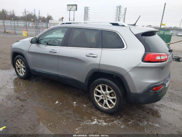 Jeep Cherokee Latitude Image 5