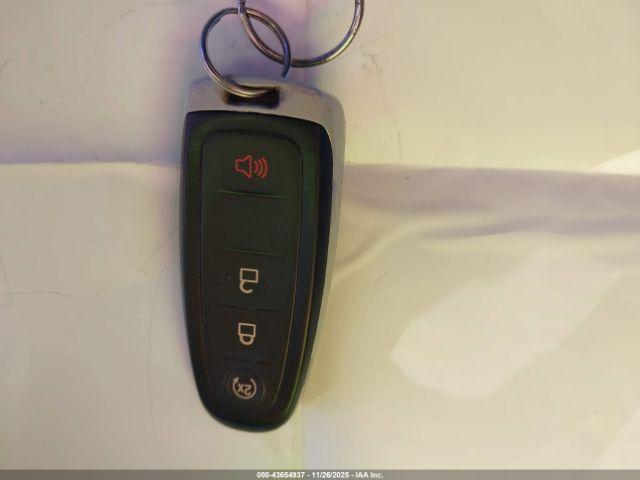 Ford Explorer Limited Image 11