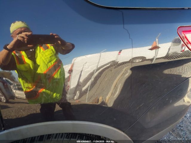 Ford Explorer Limited Image 20