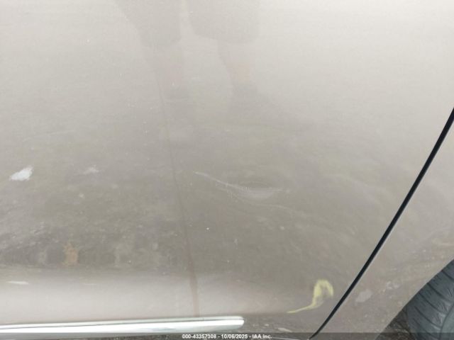 Chrysler Pacifica Touring-l Image 11