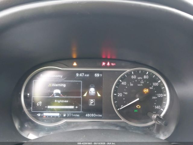 Nissan Kicks Sr Image 2