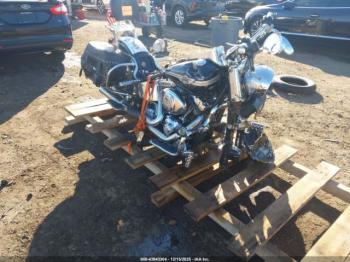  Salvage Harley-Davidson Flstc